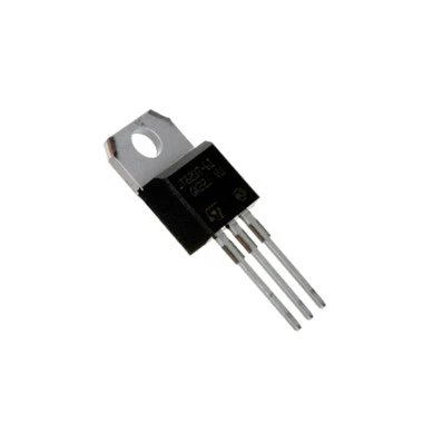 TIP41C Triodo a transistor accoppiato a transistor di potenza